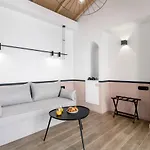 13 Keys Suites 3* Nydri (Lefkada)