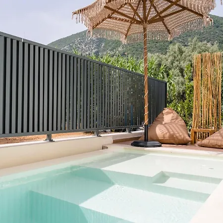 Szálloda 13 Keys Suites 3*