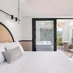 13 Keys Suites Hotel Nydri (Lefkada)
