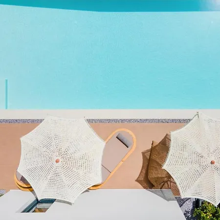 Hotell 13 Keys Suites Nidhrion