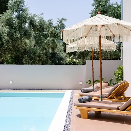 Hotell 13 Keys Suites