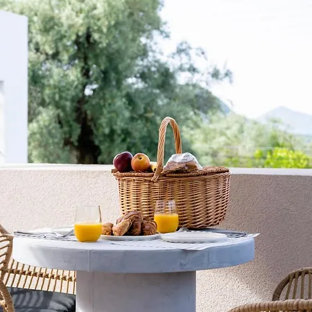 Hotell 13 Keys Suites