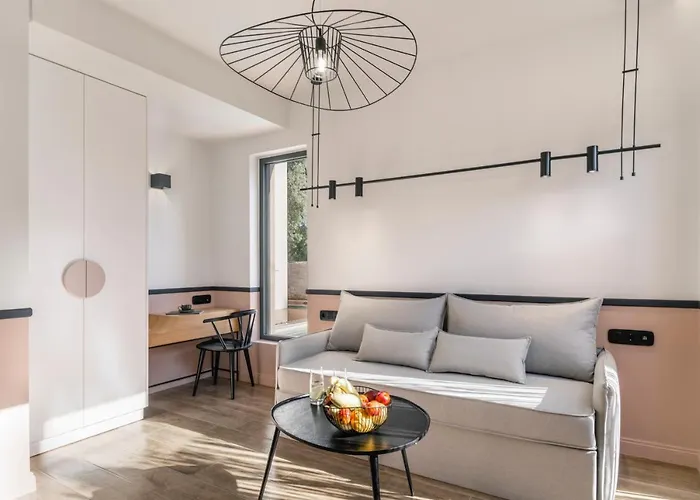 13 Keys Suites Hotel Nydri (Lefkada)