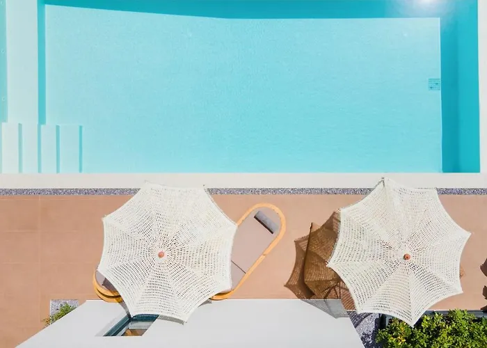 Hotel 13 Keys Suites Nydri (Lefkada)