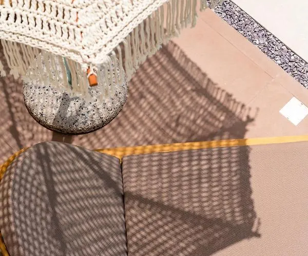 Hotel 13 Keys Suites