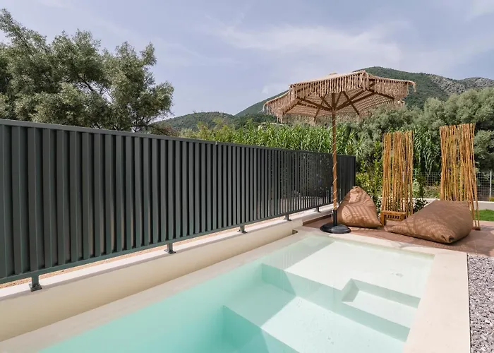 13 Keys Suites Hotel Nydri (Lefkada)